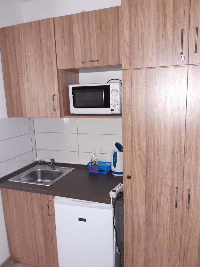 M47 Vendeghaz-Airport Hotel Дебрецен Екстериор снимка