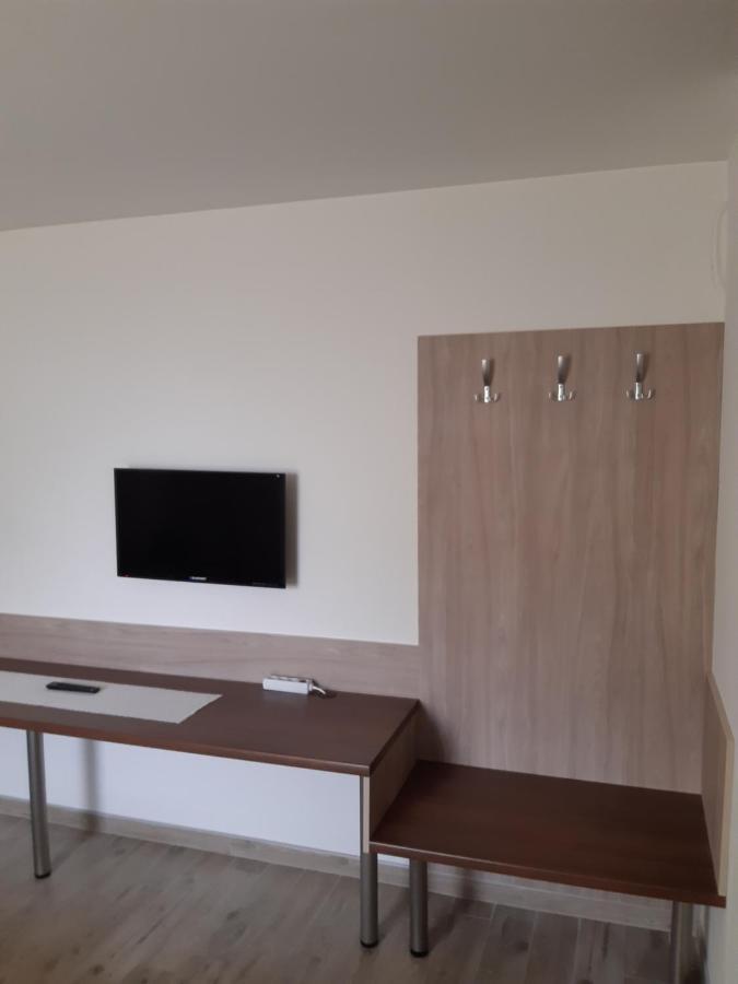 M47 Vendeghaz-Airport Hotel Дебрецен Екстериор снимка